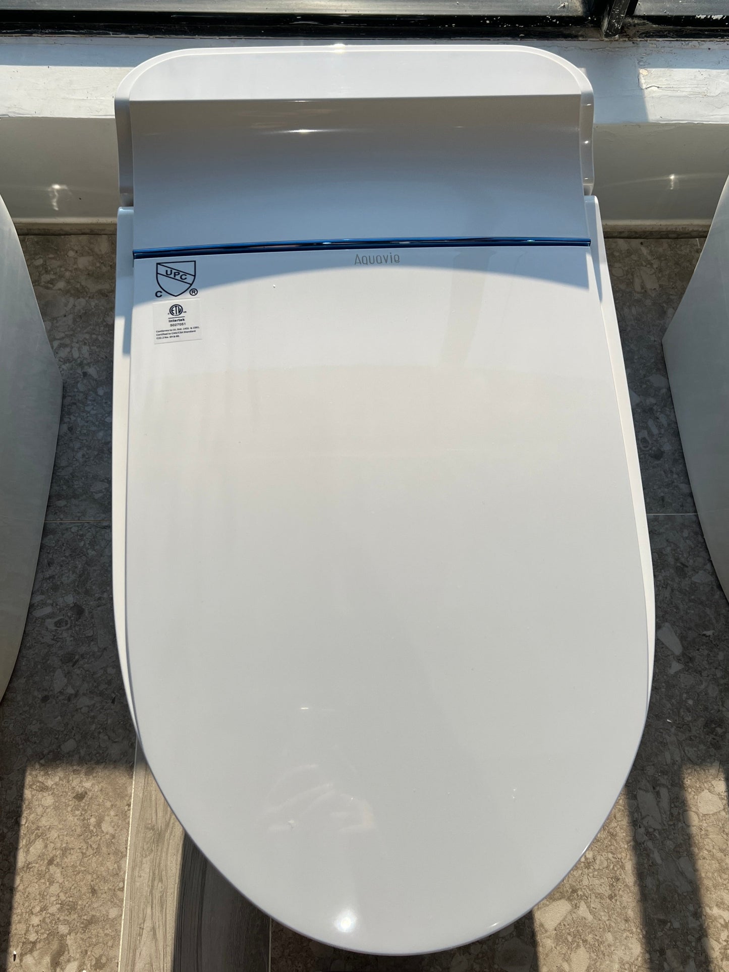 2209C One-Piece Smart Toilet with Bidet, Warm Air Dryer, and Self-Cleaning Nozzle