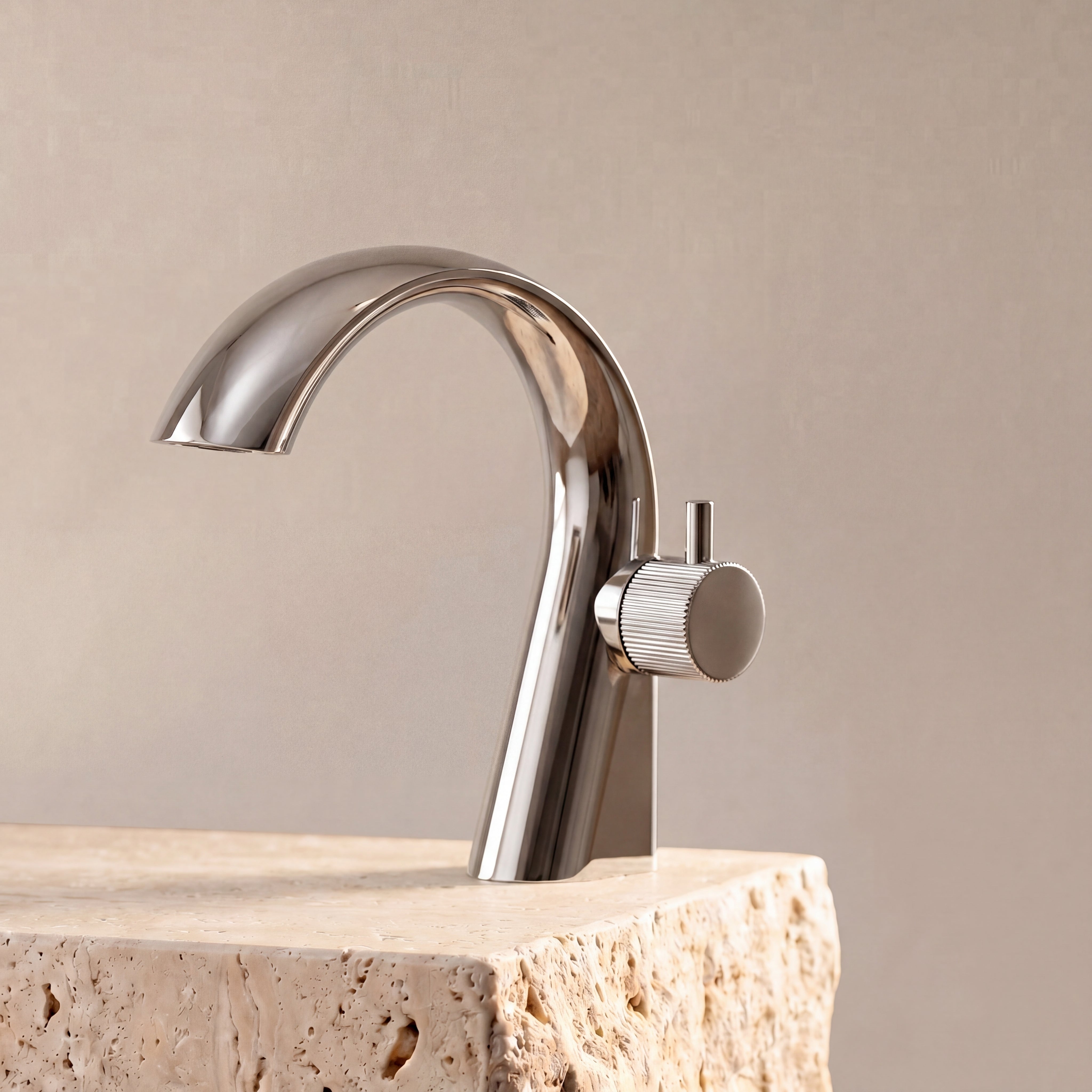 Velva AURA Collection | Sculptural Single-Hole Faucet with Knurled Dial