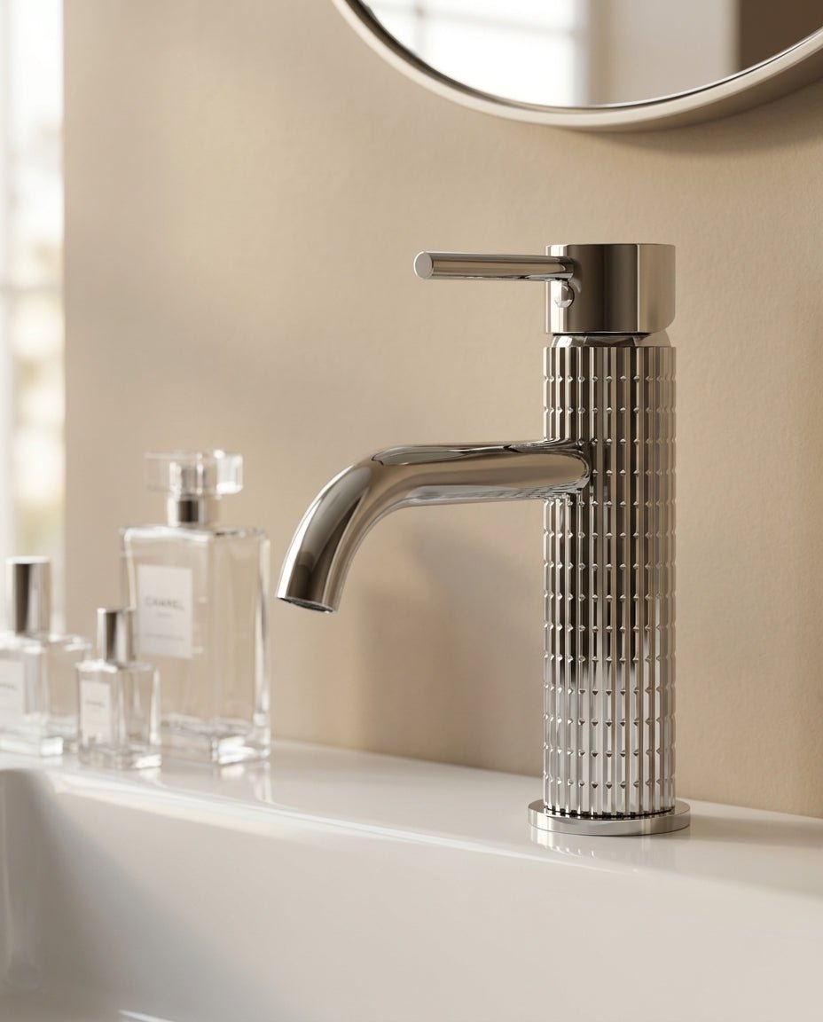 Velva AURA Collection | Full - Body Etched Single - Hole Faucet (cUPC) - FaucetPolished Chrome